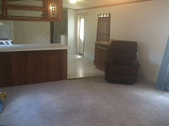 2nd image of 144 Blarney Stone Dr