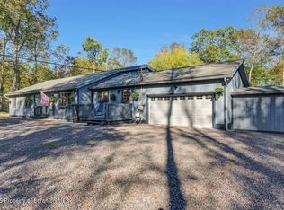 10 Holly Ln, Thornhurst, PA 18424