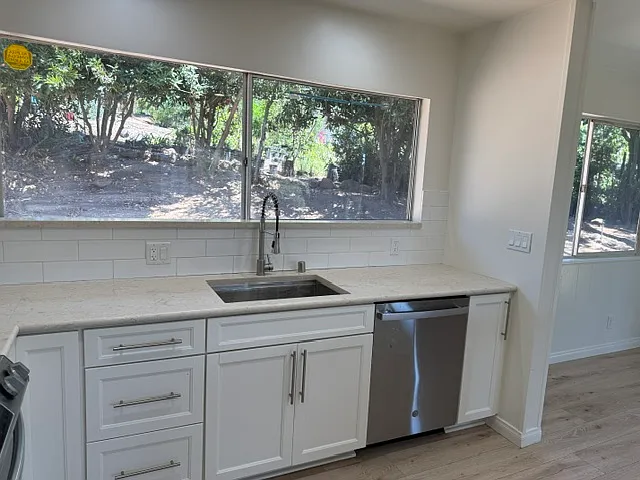 15077 Adams Dr — Photo 12