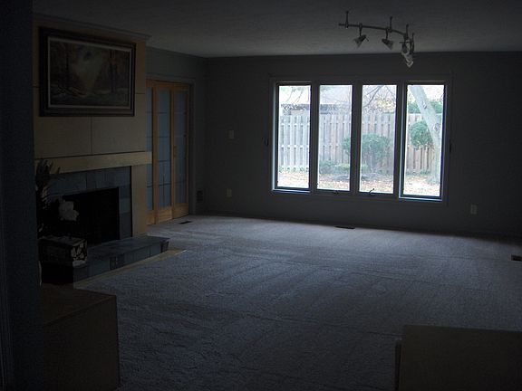 2nd image of 5329 White Marsh Ln