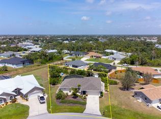 7427 Escondido St, Englewood, FL 34224