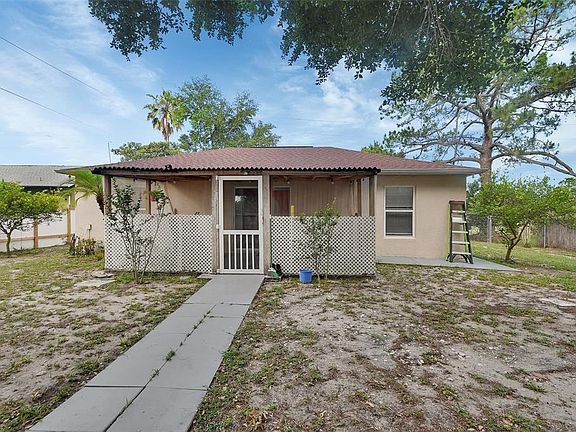 5th image of 1840 Howland Blvd
