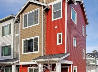 6572 High Point Dr SW #32-1, Seattle, WA 98126