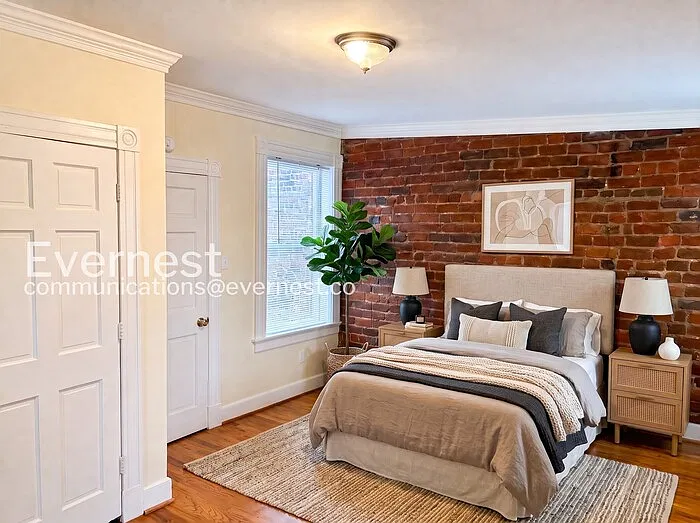 2 bed, 1.0 bath, 1011 sqft, $1,595 — Photo 3