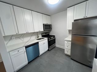 68-43 Cloverdale Blvd #A, Oakland Gardens, NY 11364