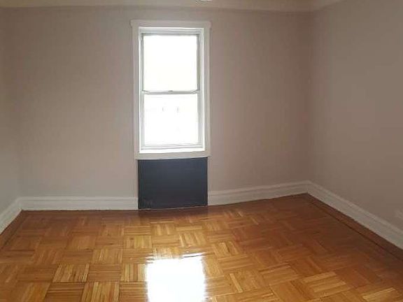 5th image of 2709 Ocean Ave Ste 2
