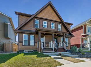 229 N Fireside Dr, Cochrane, AB T4C2L4