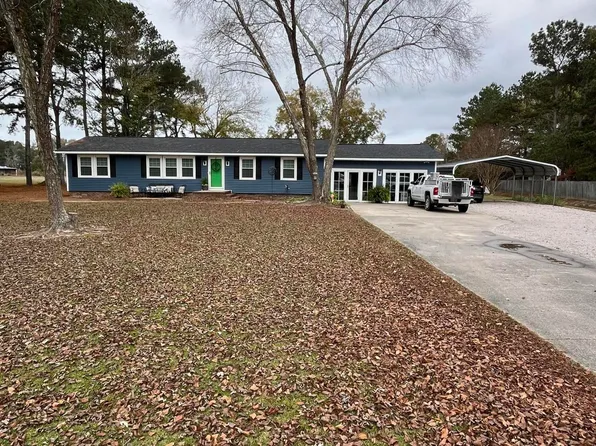 6122 Wiggins Mill Road, Lucama, NC 27851