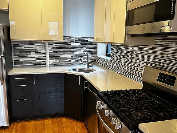 4th image of 24 Charles St APT 6