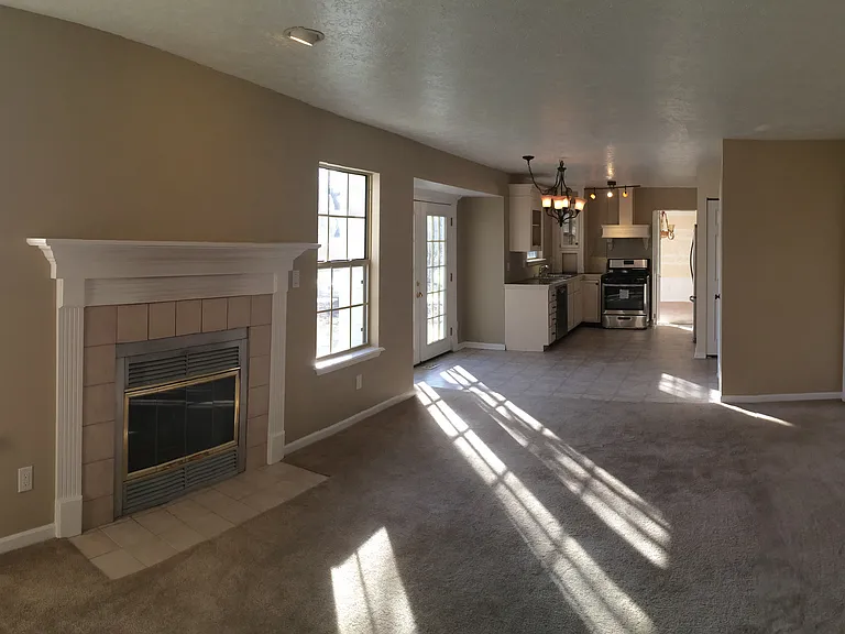 8515 Pine Tree Blvd — Photo 16