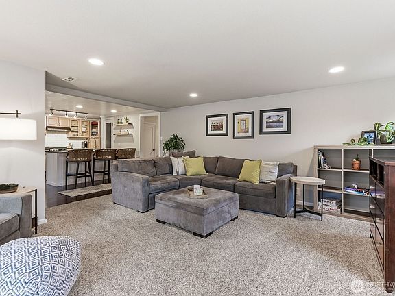 4th image of 1162 Bertha Avenue NW