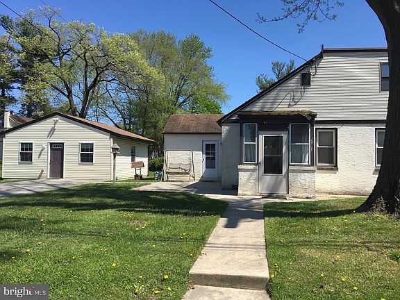2nd image of 248 Essex Ave