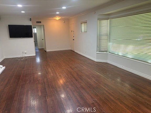 3rd image of 6419 Firmament Ave