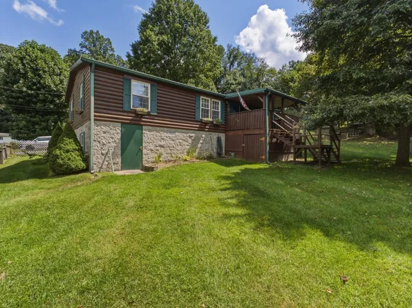 250 Arrow Ln, Beckley, WV 25801