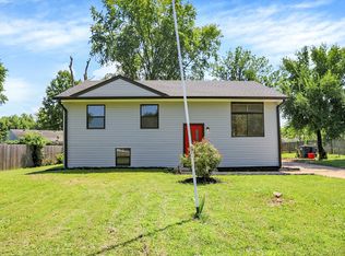 981 W County Line Rd, Greenwood, IN 46142