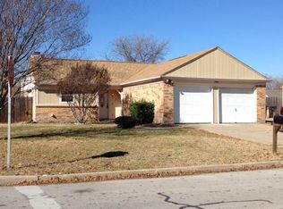 7001 Buttonwood Dr, Fort Worth, TX 76137