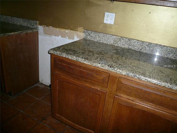 3rd image of 3404 W Barcelona St