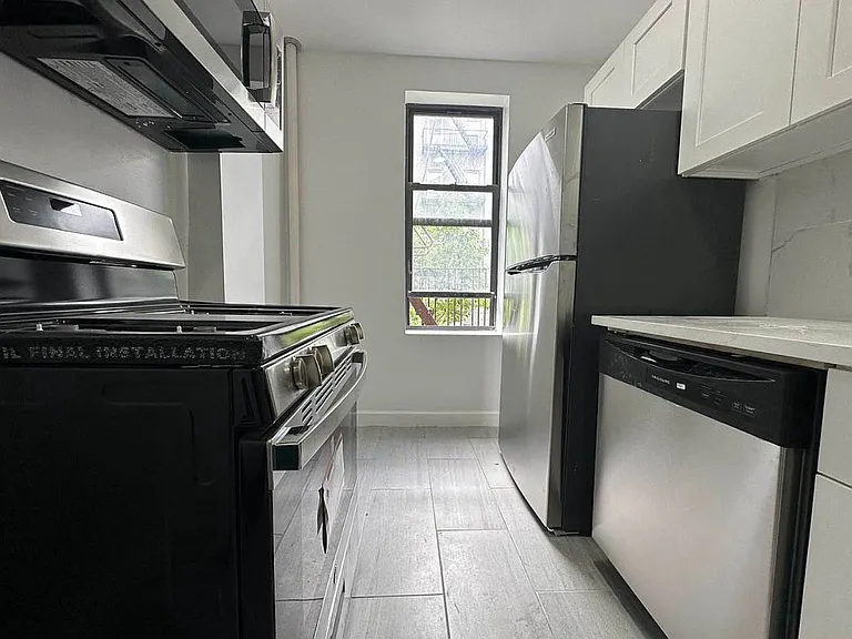 564 Audubon Ave #9B — Photo 4