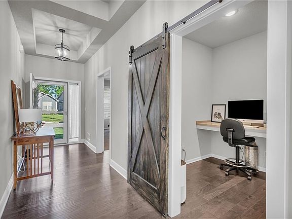 4th image of 12443 Meadow Ln