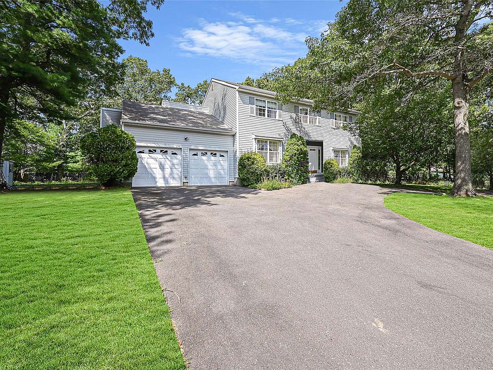 30 Pine Cone Lane, Islandia, NY 11749 Zillow