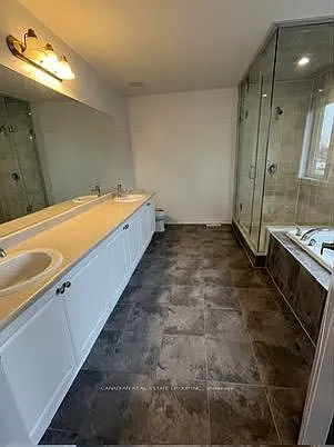 183 Werry Ave — Photo 7