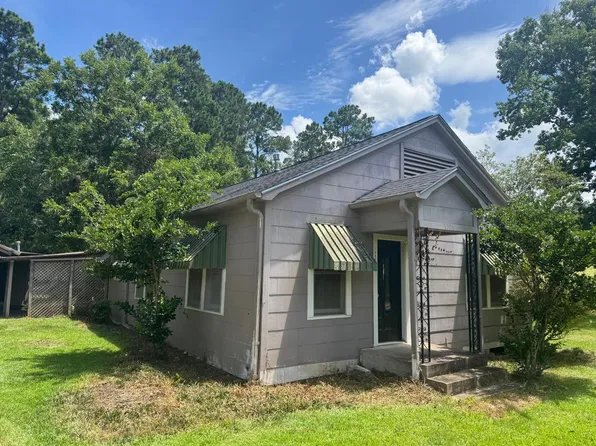 1906 Old Israel Rd, Livingston, TX 77351