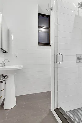 Rented by Cooper & Cooper Real Estate | media 14