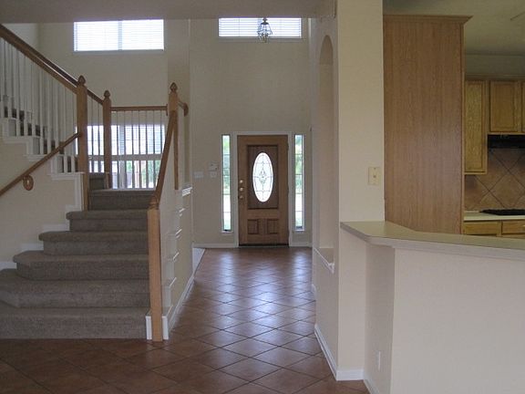 2nd image of 603 S Lynnwood Trl
