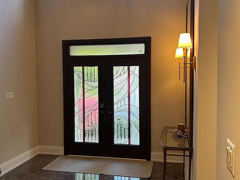 18 Theobalds Cir — Photo 2