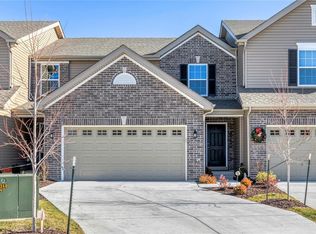 125 Deer Grove Ct, Saint Peters, MO 63376