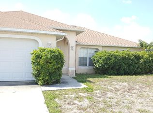28 Tropicana Pkwy E, Cape Coral, FL 33909