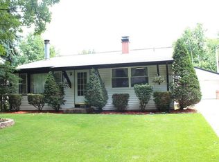 6037 Hampton Dr, Carpentersville, IL 60110