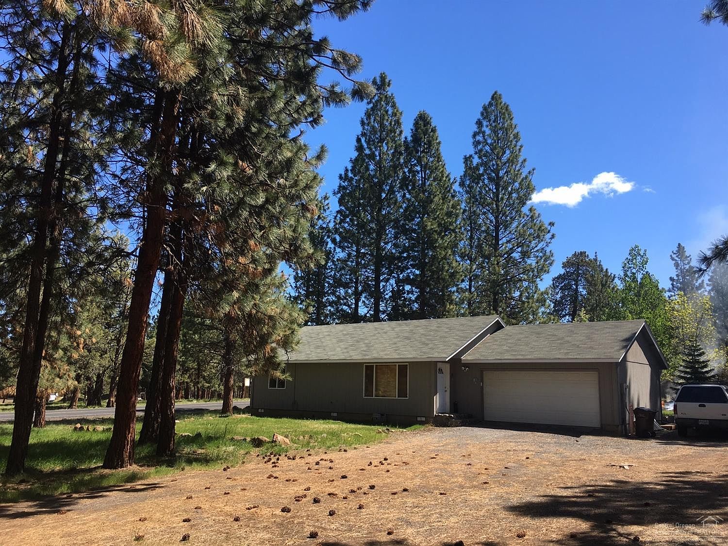 70136 Cayuse Dr, Sisters, OR 97759 | Zillow