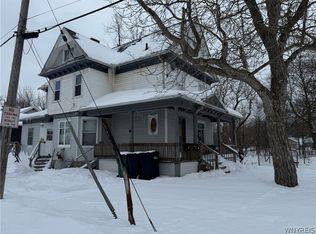 3817 Deveaux St, Niagara Falls, NY 14305