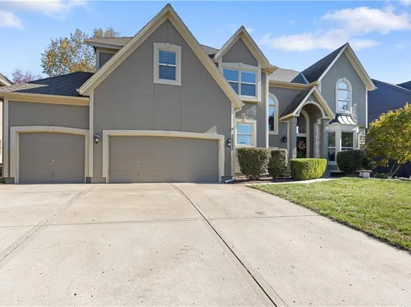 14315 Woodward St, Overland Park, KS 66223