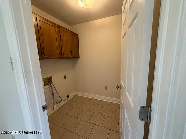 3 bed, 2.0 bath, 1200 sqft, $1,600 — Photo 4