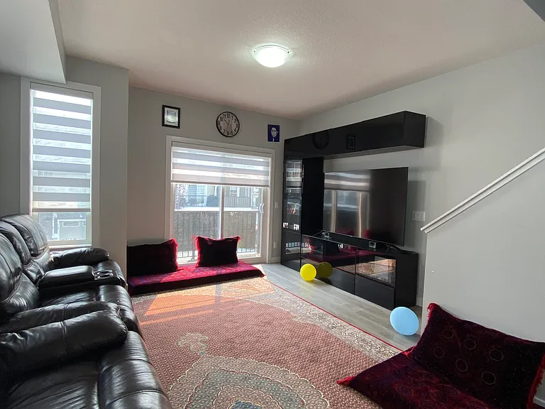 1142 Sage Hill Grv NW — Photo 6
