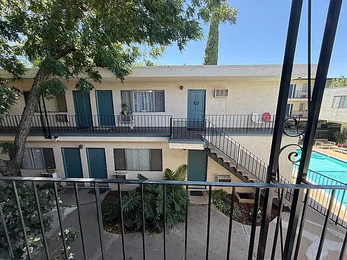 Campus Apartments Photo 1
