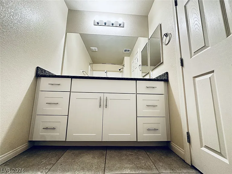 7331 Sunray Point St — Photo 14