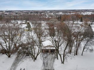 3686 Centerville Rd, Vadnais Heights, MN 55127