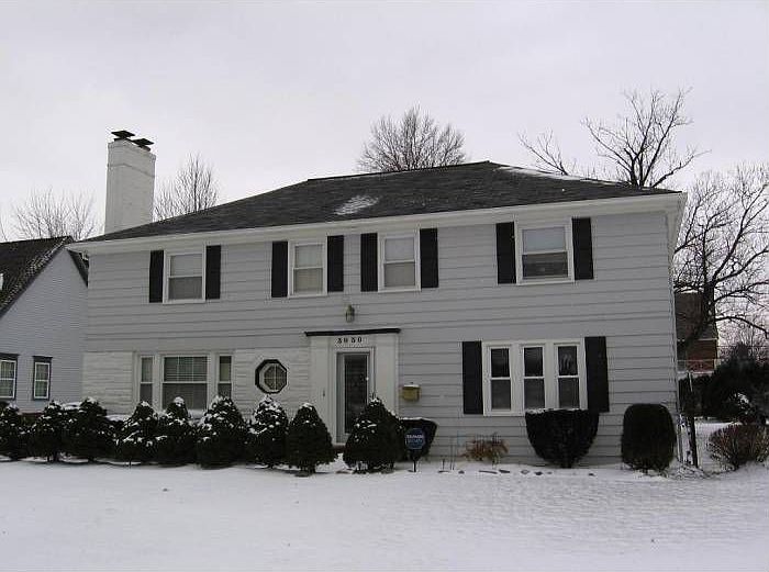 1st image of 3030 Van Aken Blvd