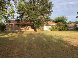 301 Travis St, Ranger, TX 76470