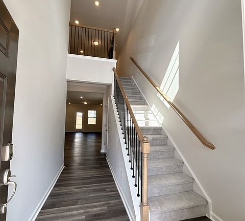 2nd image of 508 Winter Wren Ln