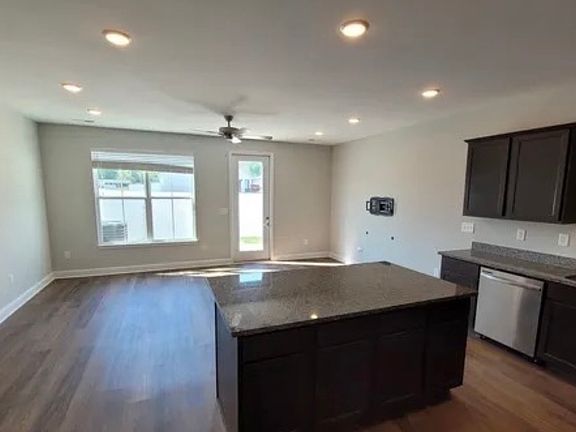 3rd image of 435 Harper Village Way #435