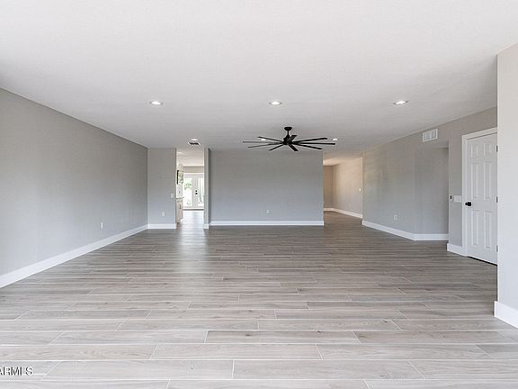 4th image of 12518 W SKYLARK Drive