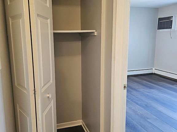 3rd image of 2600 Bayside Dr Unit 3