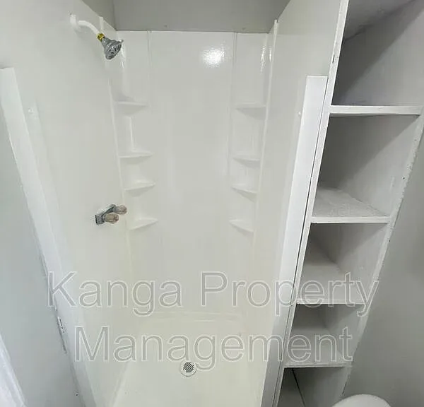 3723 Morton Ave #5 — Photo 17