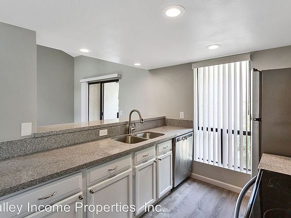 2nd image of 80 W Maryland Ave #202