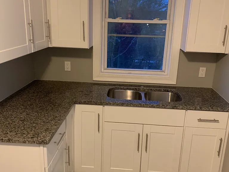 11 Roosevelt St #3R — Photo 7