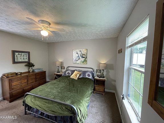 5th image of 2736 Lay Ave